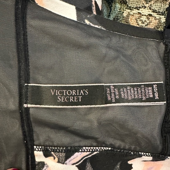 Victoria’s Secret Athleisure Set 2 PC Sport Bra 34D Leggings 8 Pink Black floral - Picture 5 of 5
